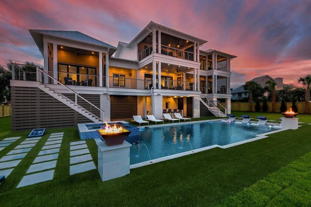 New Waterfront Home With Deep Water Dock 棕榈岛 外观 照片