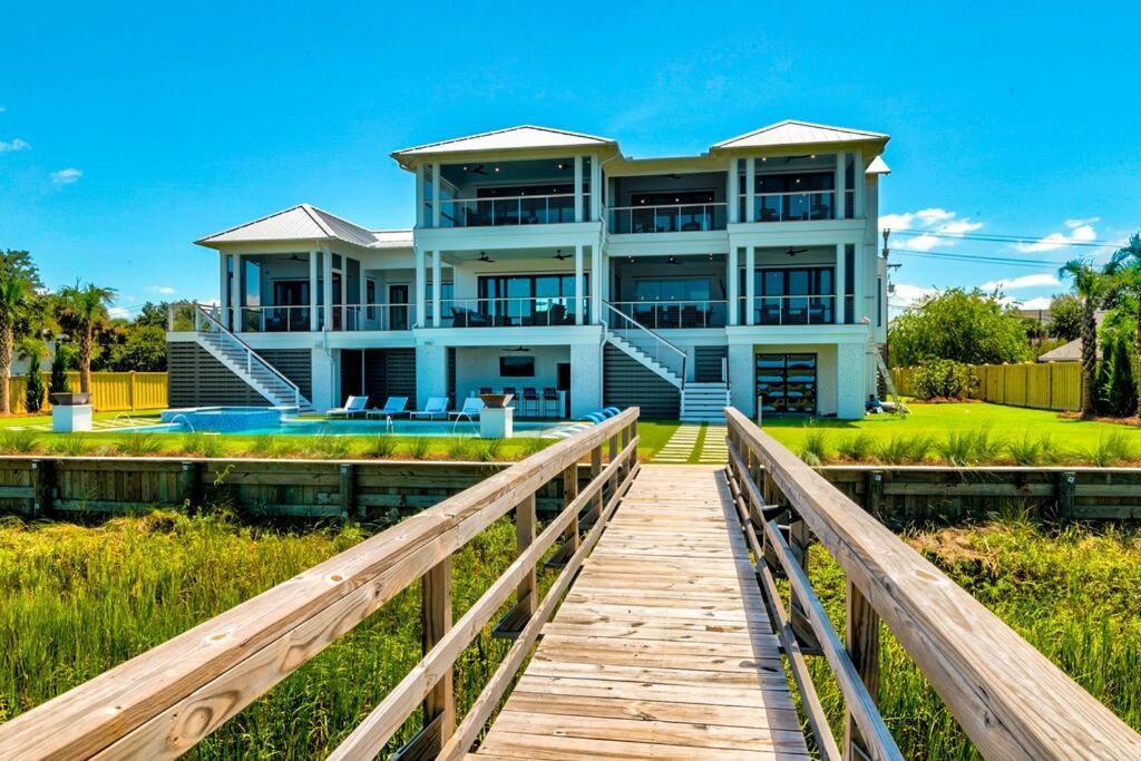 New Waterfront Home With Deep Water Dock 棕榈岛 外观 照片