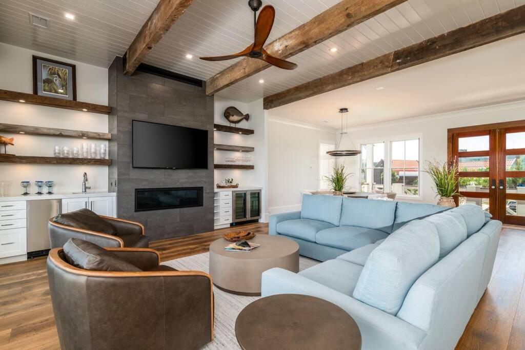 New Waterfront Home With Deep Water Dock 棕榈岛 外观 照片