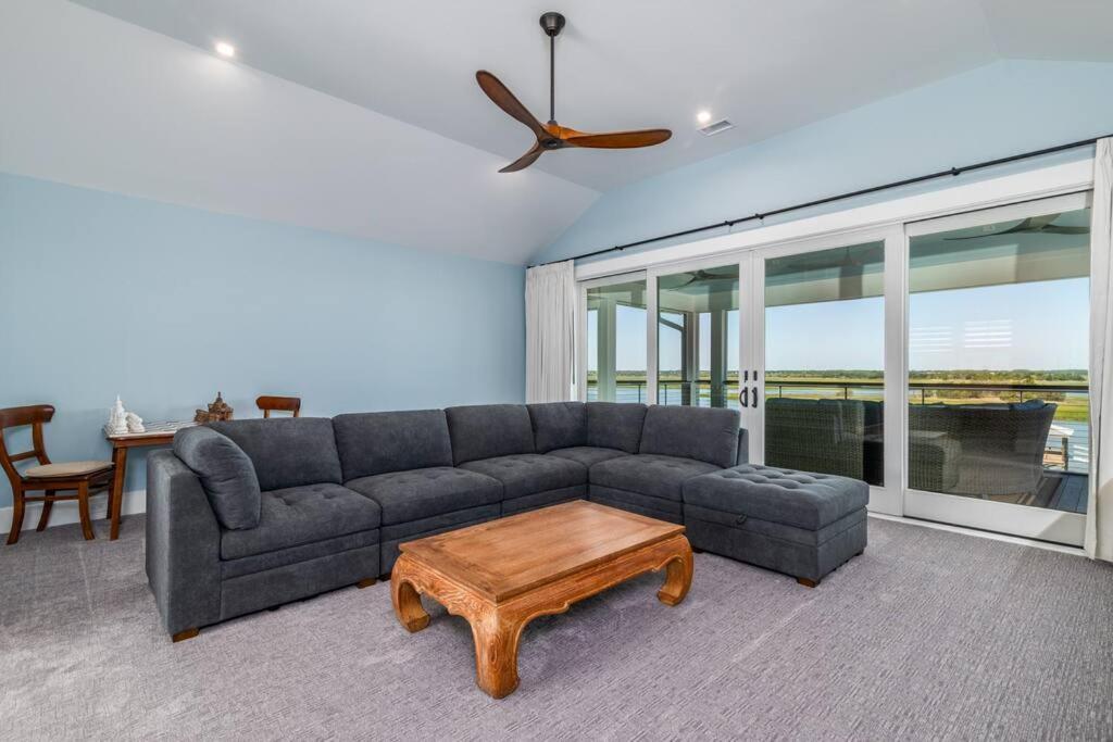 New Waterfront Home With Deep Water Dock 棕榈岛 外观 照片