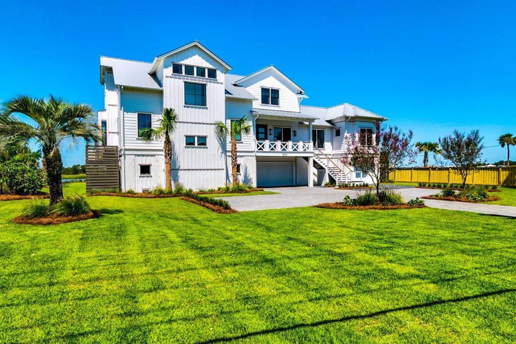New Waterfront Home With Deep Water Dock 棕榈岛 外观 照片